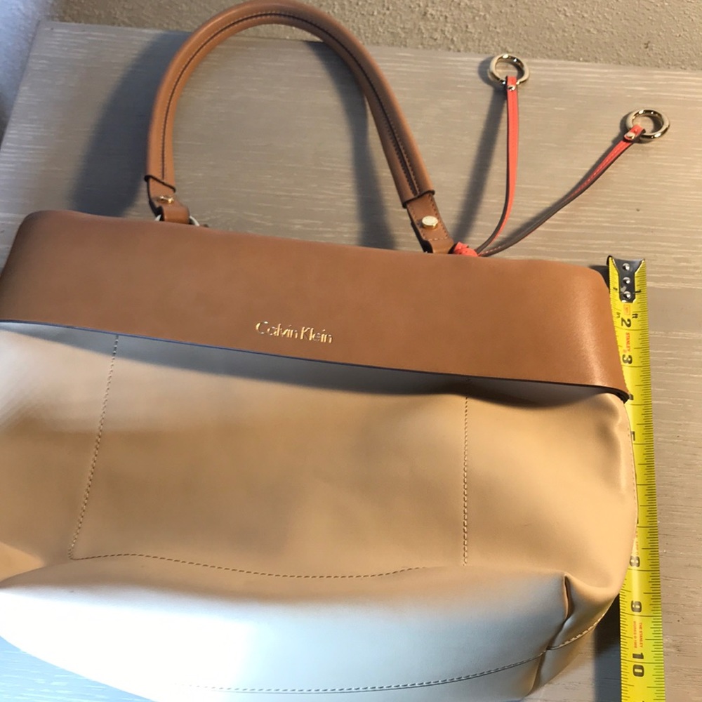 Calvin Klein bag. Never used. Calvin Klein Handbag Purse – RN 54163 / Ca 57151